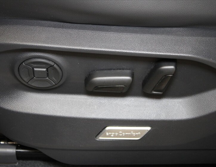 Volkswagen Touareg 24