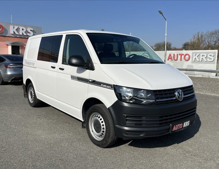 Volkswagen Transporter Kombi 2,0 l 62 kw