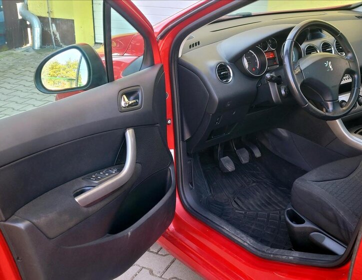 Peugeot 308 Kombi 1,6 l 88 kw