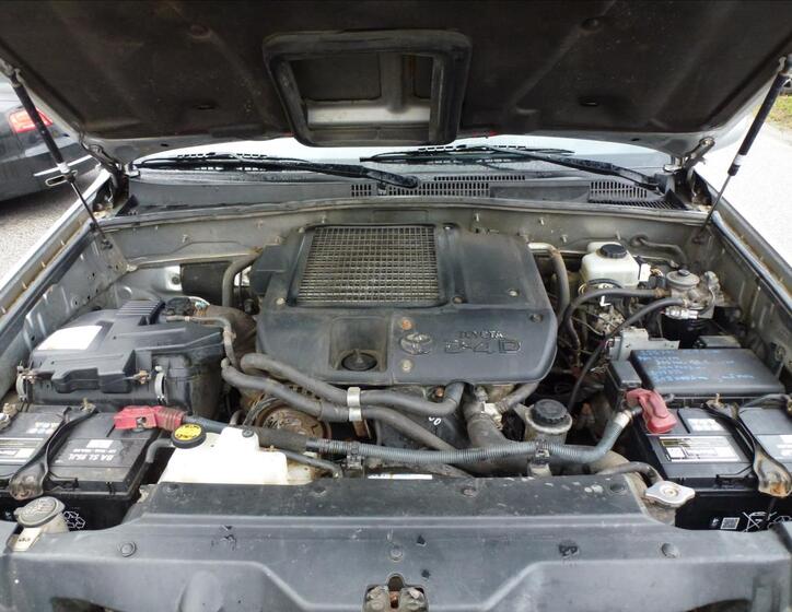 Toyota Land Cruiser 48