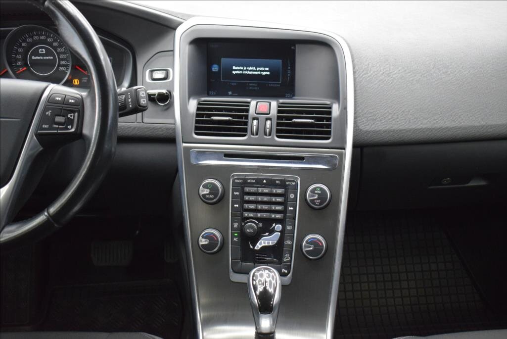 Volvo XC60 SUV 2,4 l 133 kw