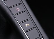 Volkswagen Passat Kombi 1,6 l 77 kw