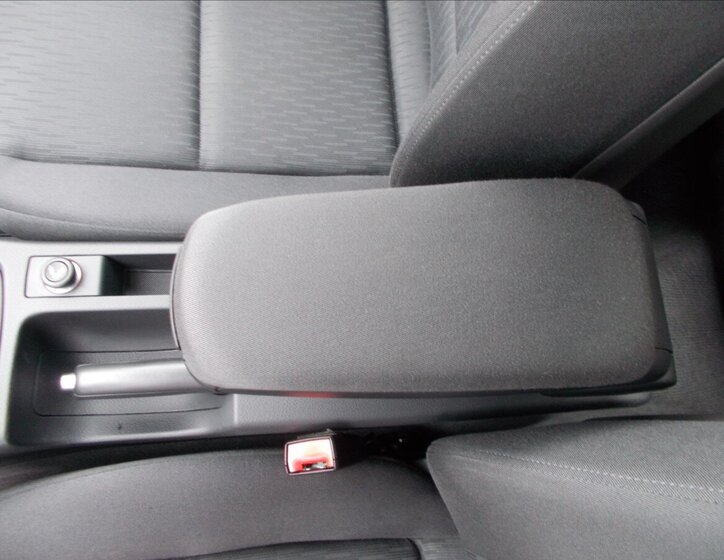 Audi A4 Sedan / Limuzína 2,0 l 103 kw