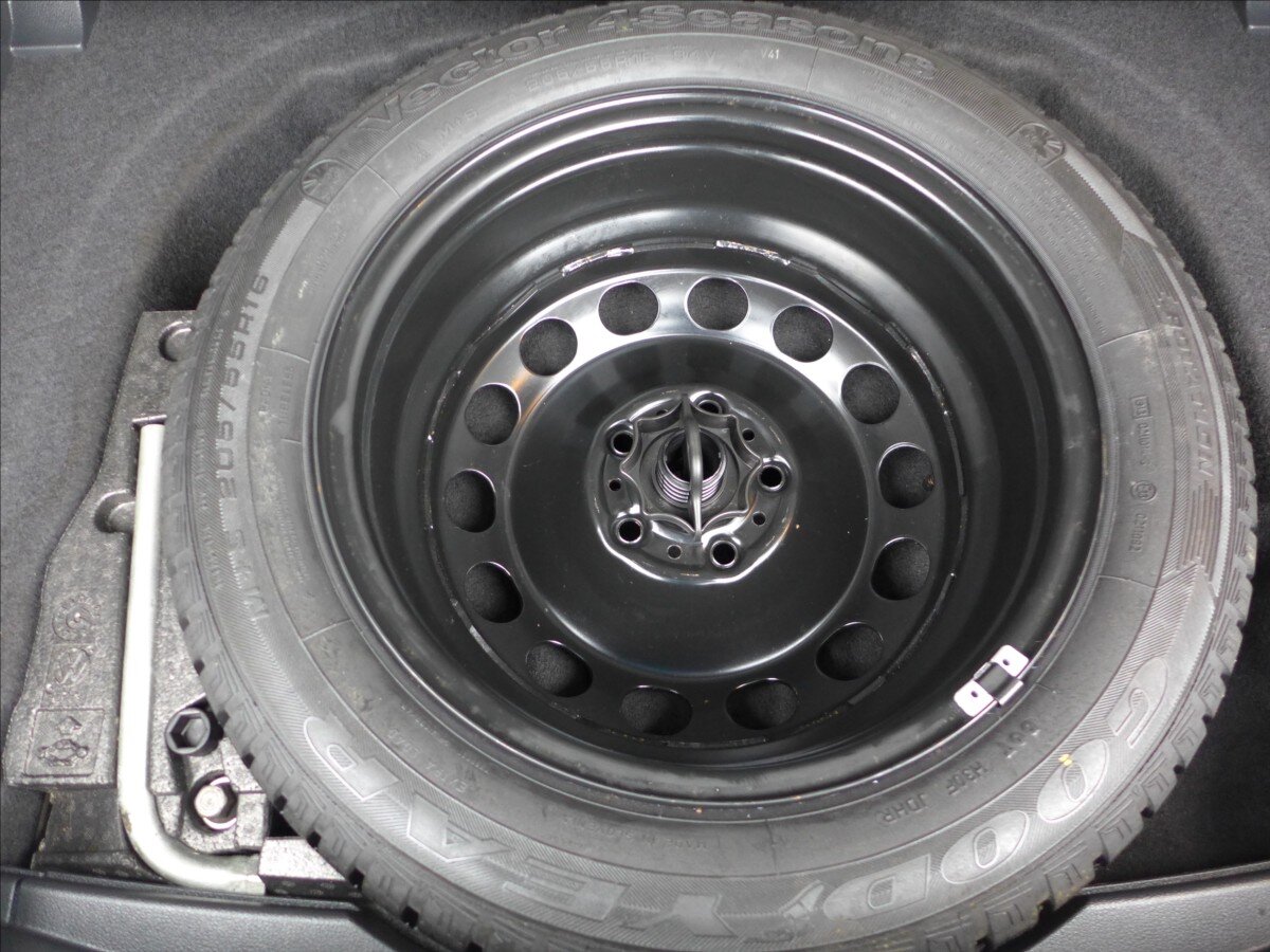 Volkswagen Golf Hatchback 1,2 l 77 kw