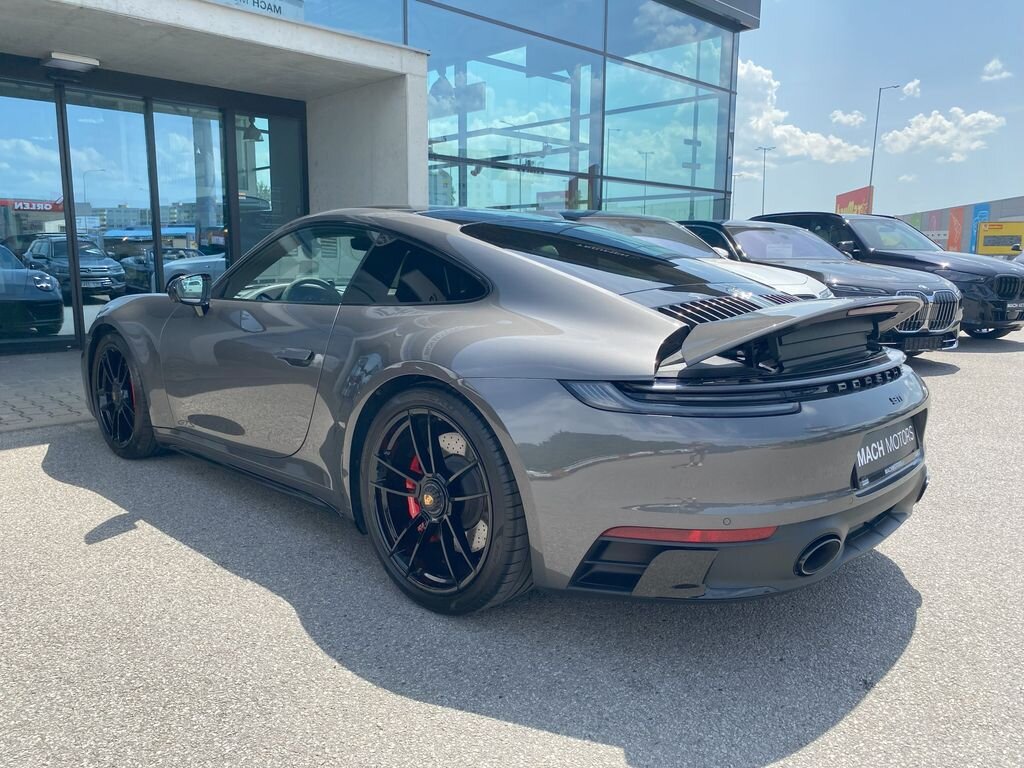 Porsche 911 Kupé 3,0 l 353 kw