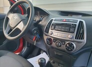 Hyundai i20 9