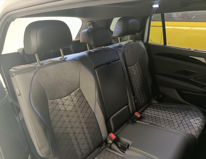 Volkswagen Tayron SUV / Terénní 2,0 l 150 kw