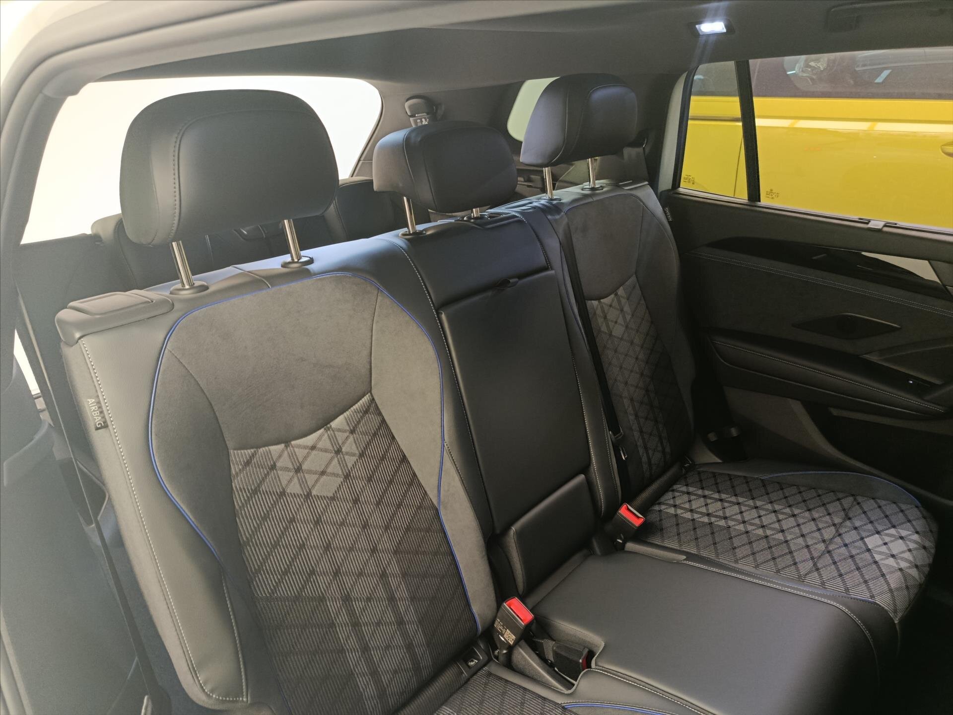 Volkswagen Tayron SUV / Terénní 2,0 l 150 kw