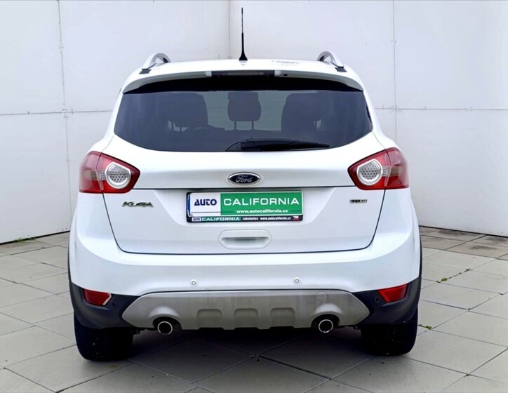 Ford Kuga SUV / Terénní 2,0 l 120 kw