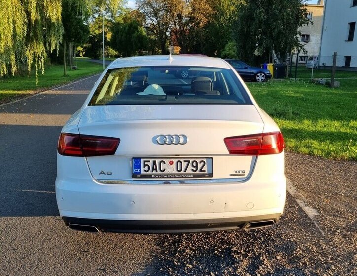 Audi A6 Sedan 3,0 l 160 kw