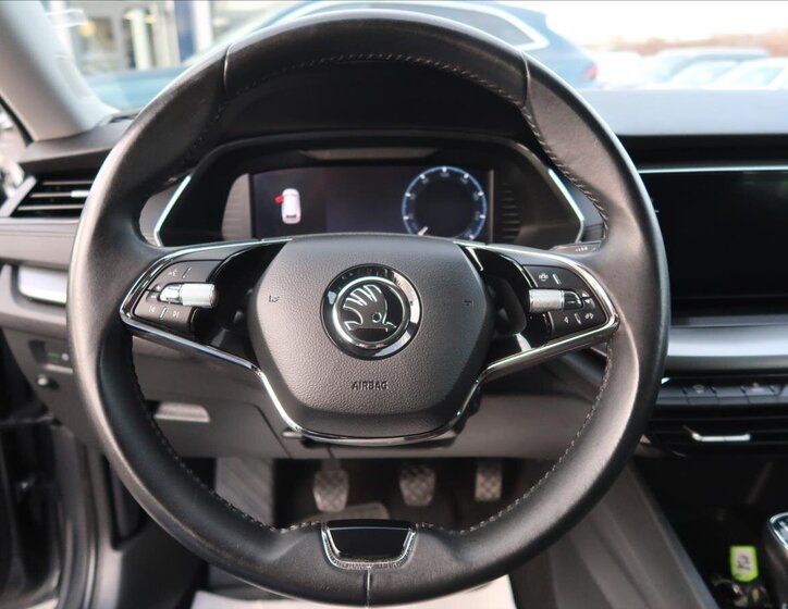 Škoda Octavia Kombi 2,0 l 85 kw