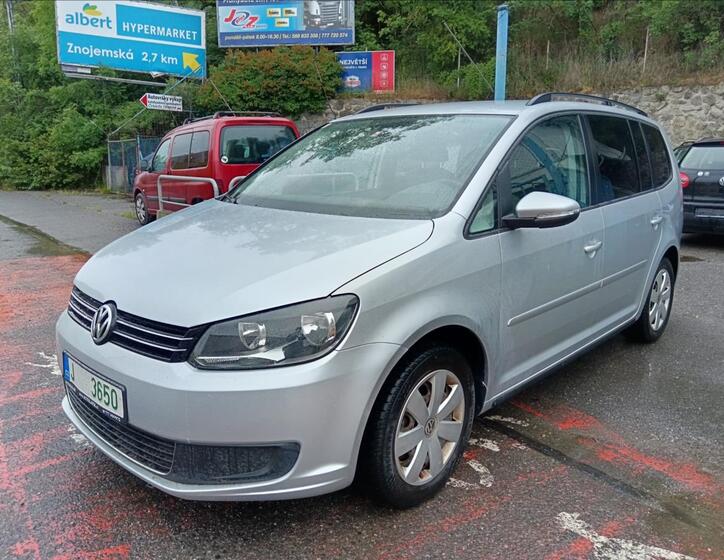 Volkswagen Touran 4