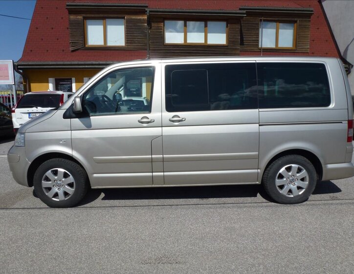 Volkswagen Multivan Kombi 2,5 l 128 kw