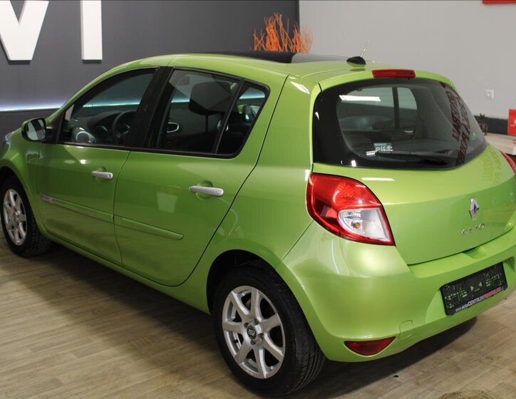 Renault Clio Hatchback 1,1 l 55 kw