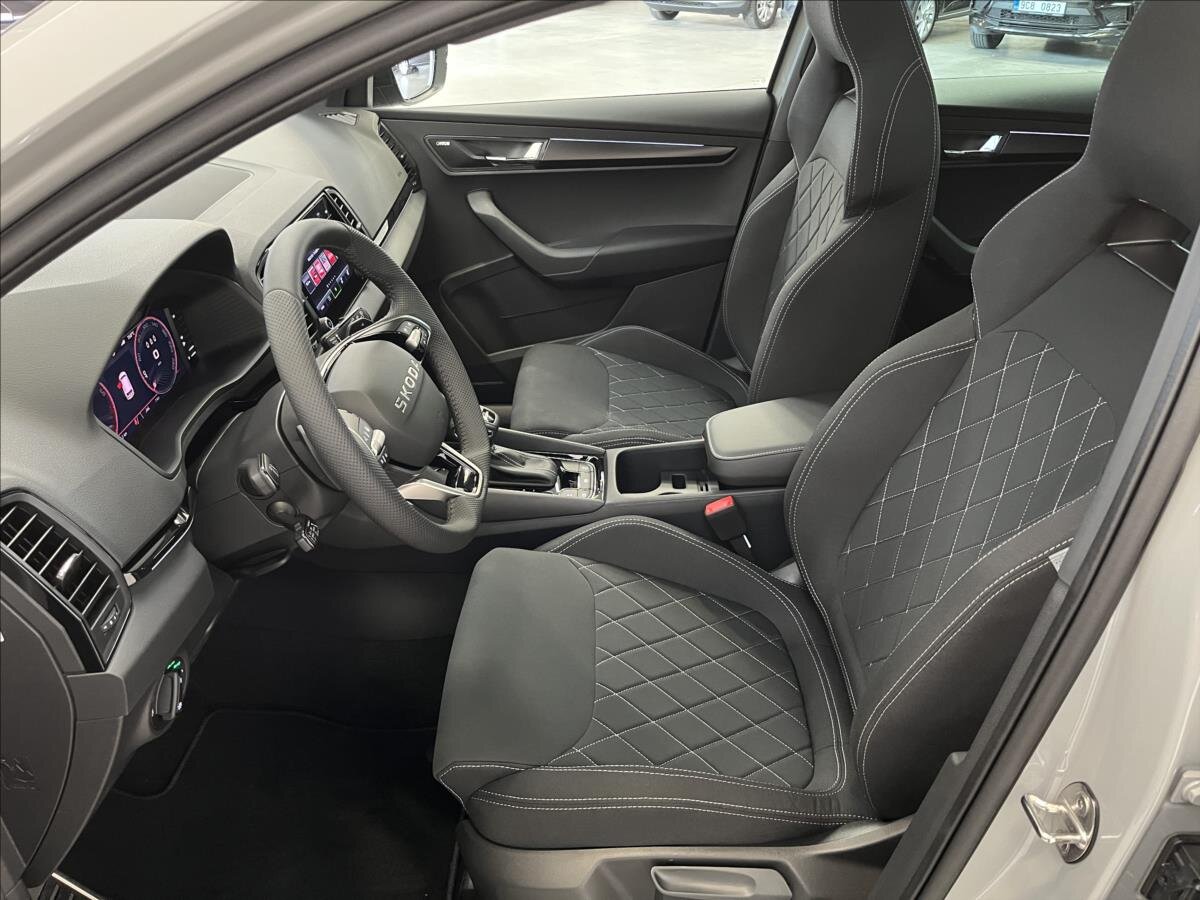 Škoda Karoq SUV / Terénní 1,5 l 110 kw
