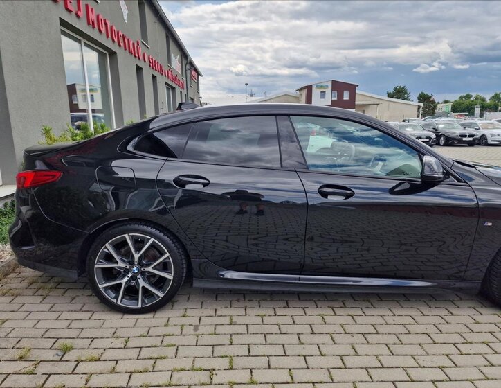 BMW Řada 2 43