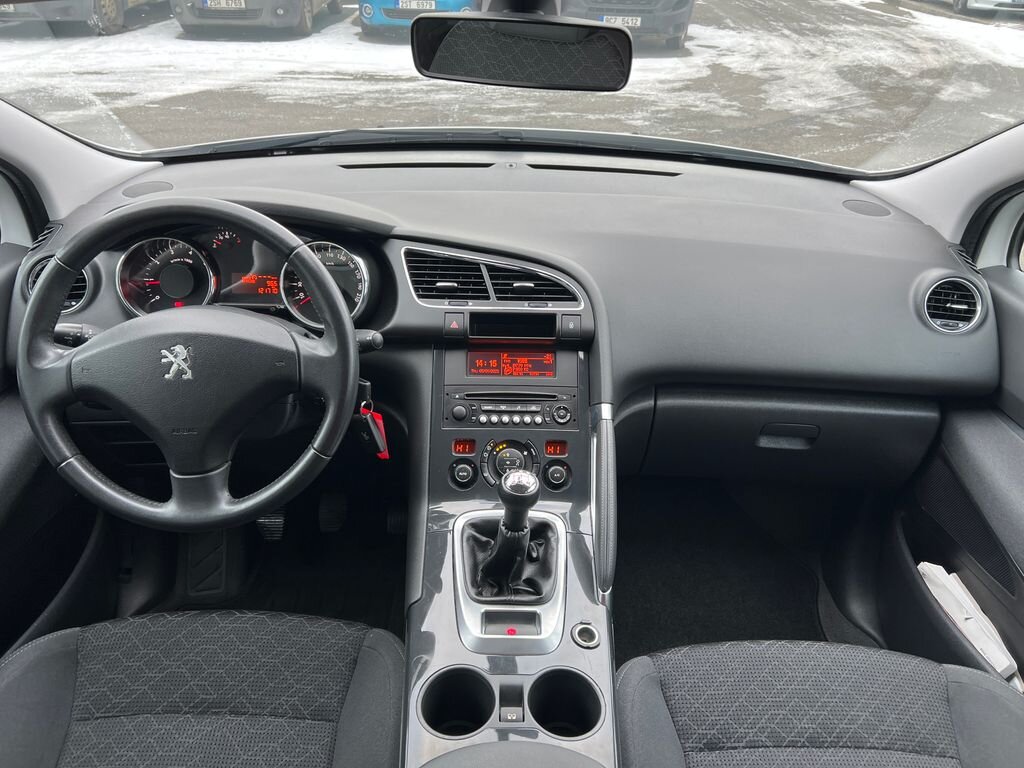 Peugeot 3008 SUV 1,6 l 88 kw