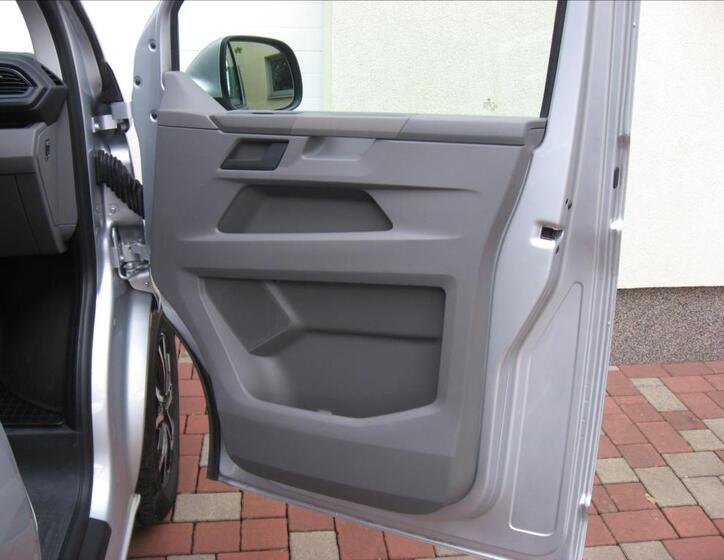 Volkswagen Transporter 17