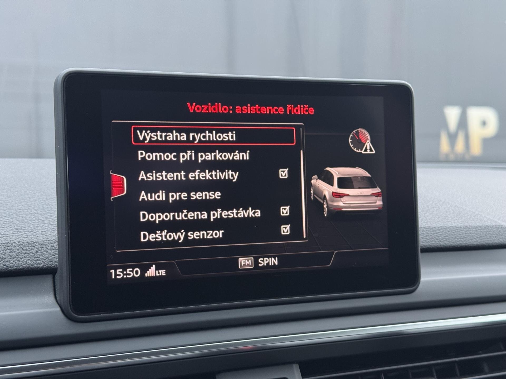 Audi A4 Kombi 2,0 l 140 kw