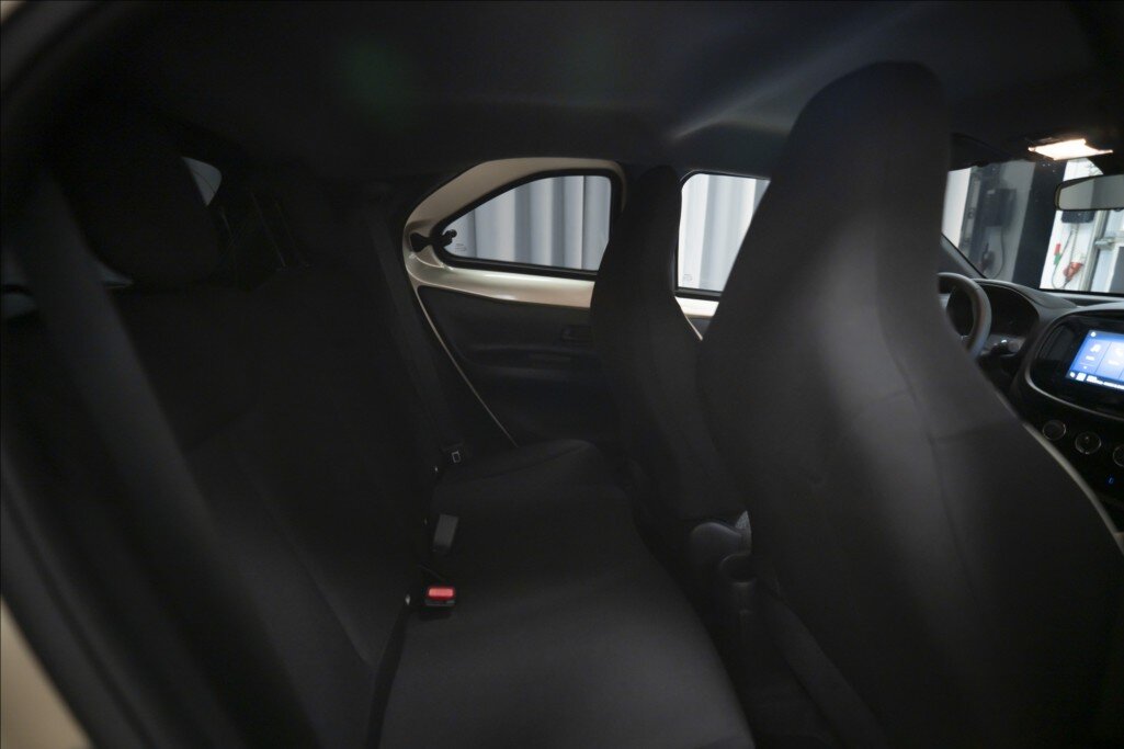 Toyota Aygo Hatchback 998,0 53 kw