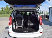 Peugeot 807 MPV 2,0 l 100 kw