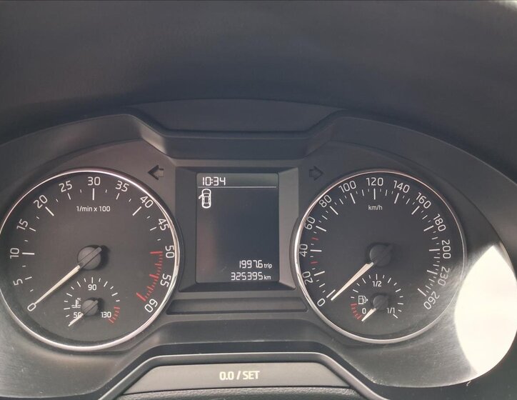 Škoda Octavia Sedan / Limuzína 1,6 l 66 kw