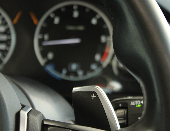 BMW X5 SUV / Terénní 3,0 l 230 kw