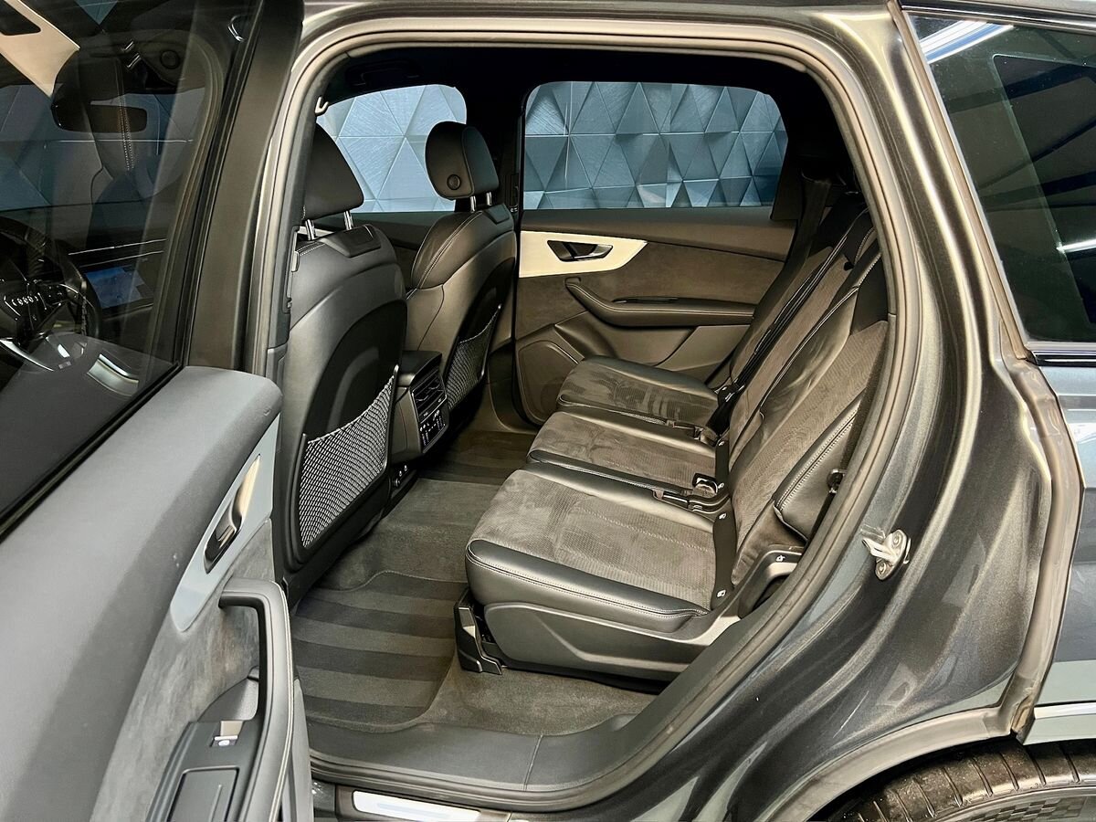 Audi Q7 SUV 3,0 l 210 kw