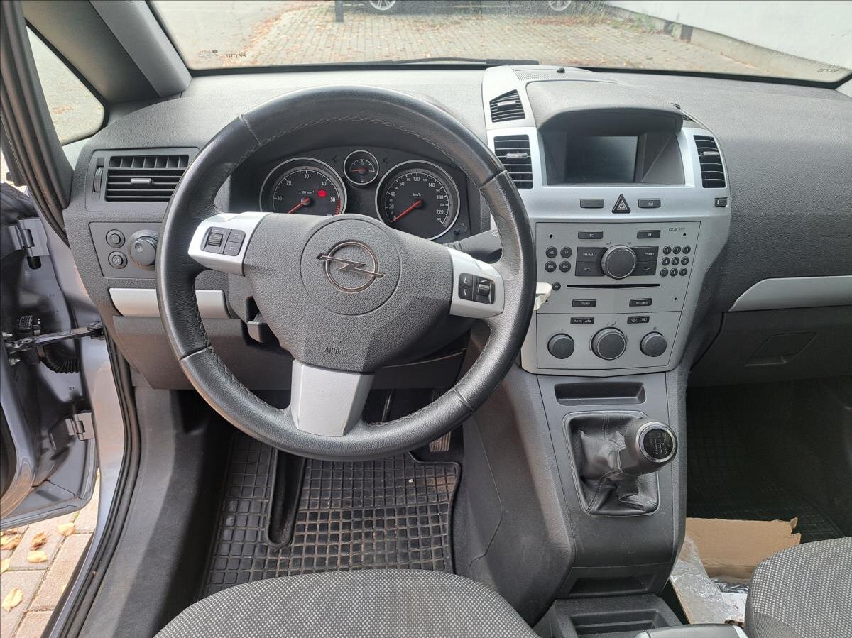 Opel Zafira Kombi 1,7 l 81 kw