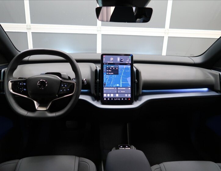 Volvo EX30 SUV / Terénní 0,0 200 kw
