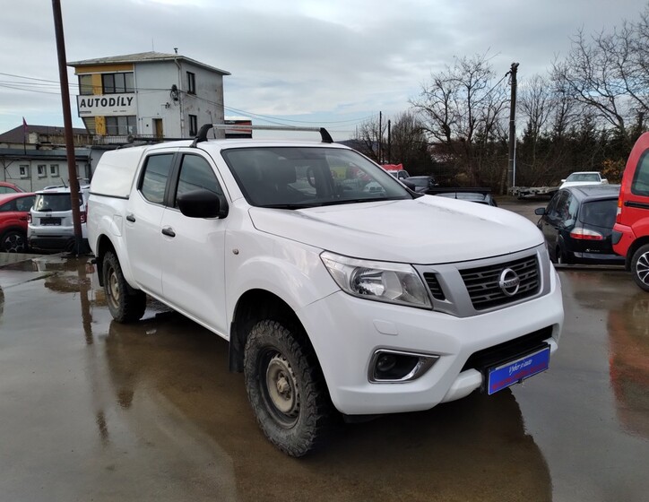 Nissan Navara 1
