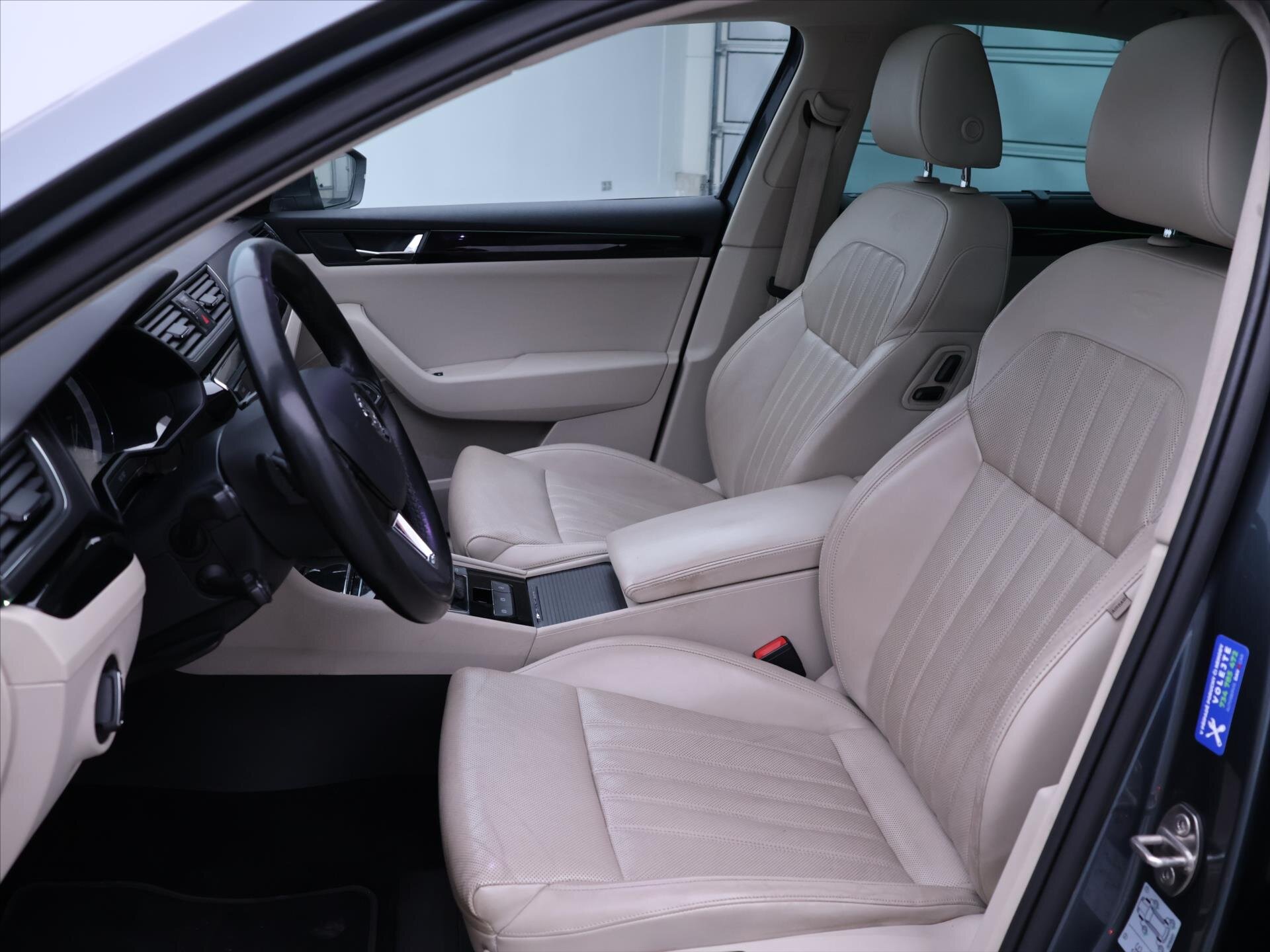 Škoda Superb Liftback 2,0 l 206 kw