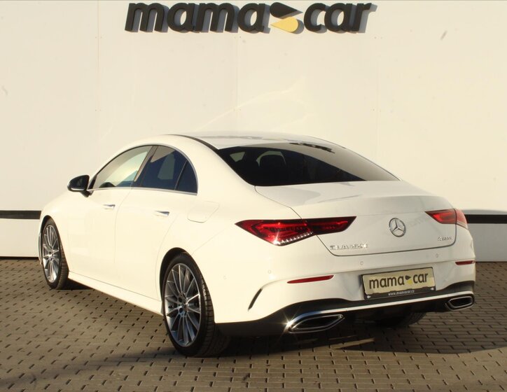 Mercedes-Benz CLA Sedan 2,0 l 140 kw