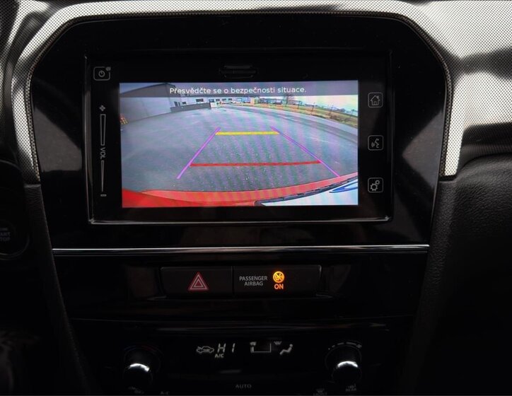 Suzuki Vitara SUV 1,4 l 95 kw