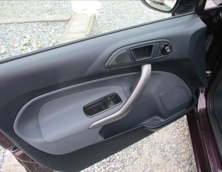 Ford Fiesta Hatchback 1,2 l 44 kw