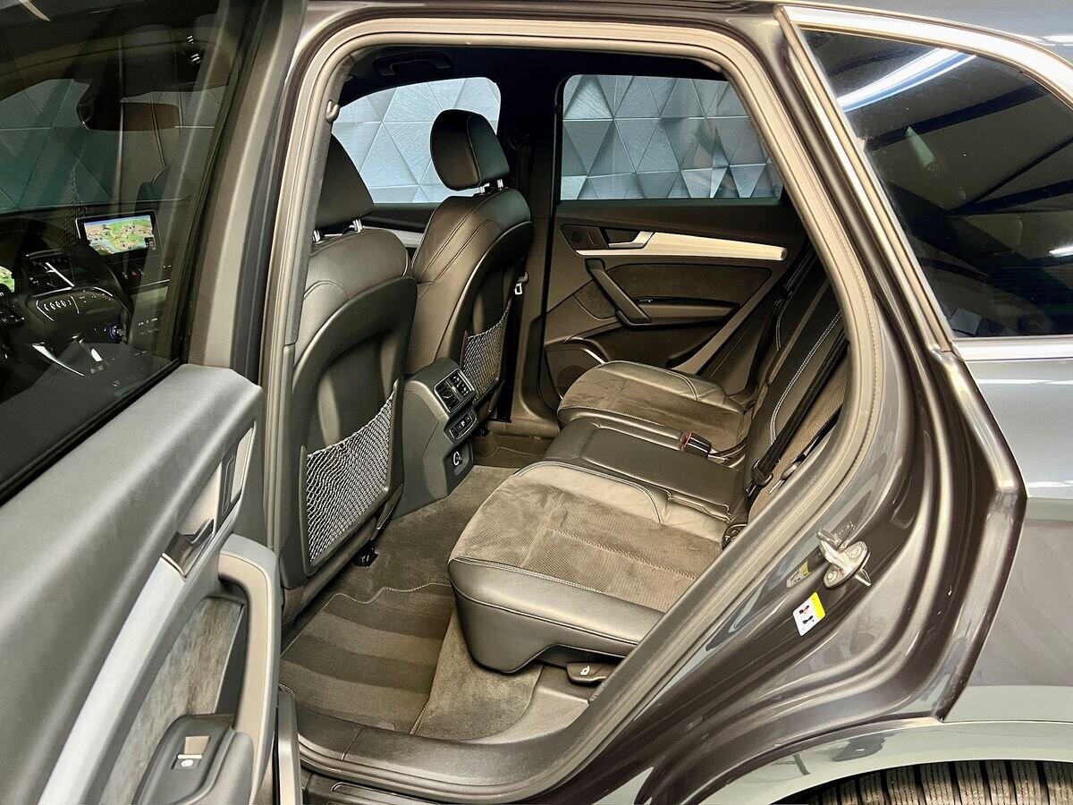 Audi Q5 SUV 3,0 l 210 kw