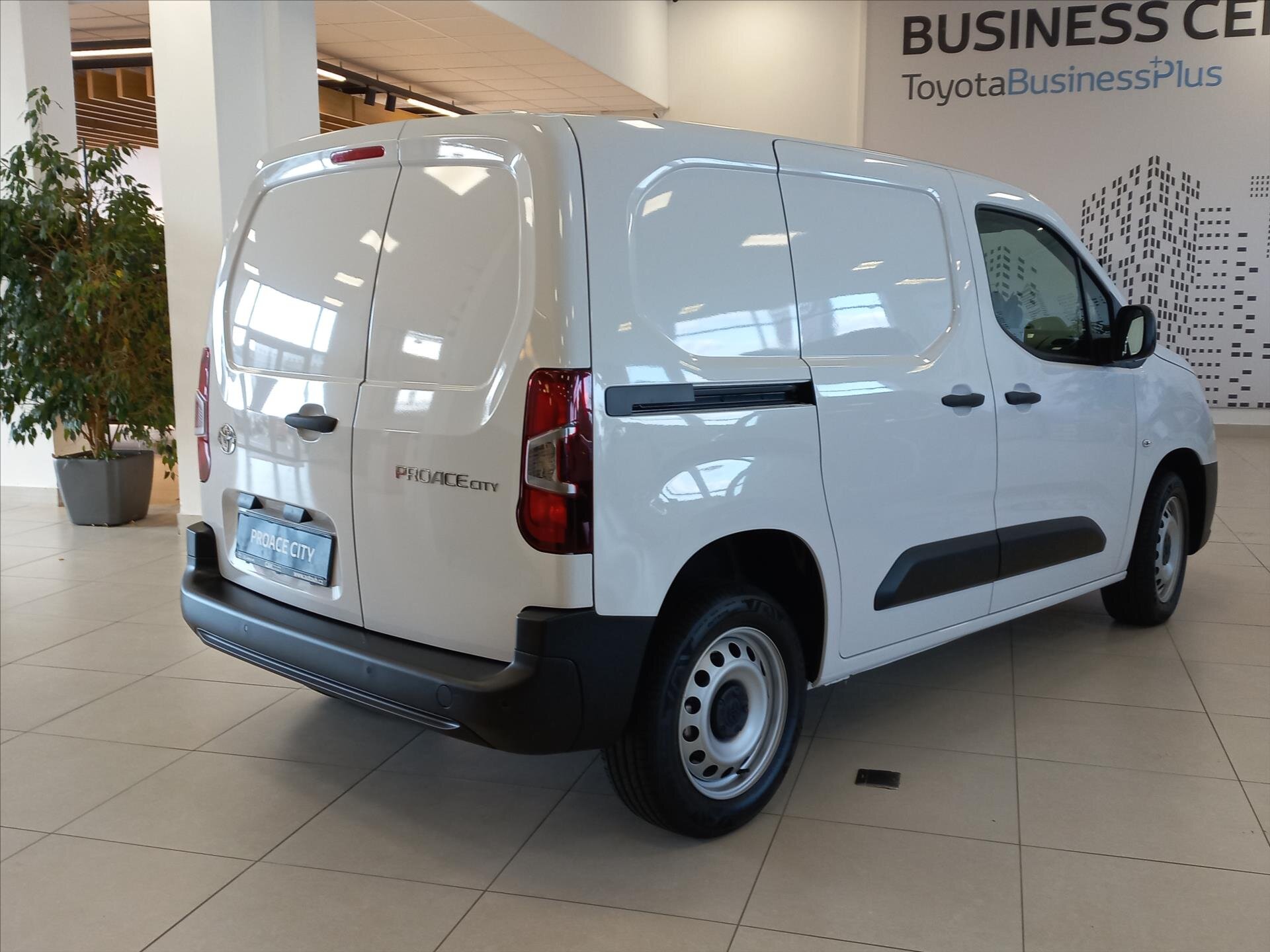 Toyota ProAce City Skříň 1,5 l 75 kw