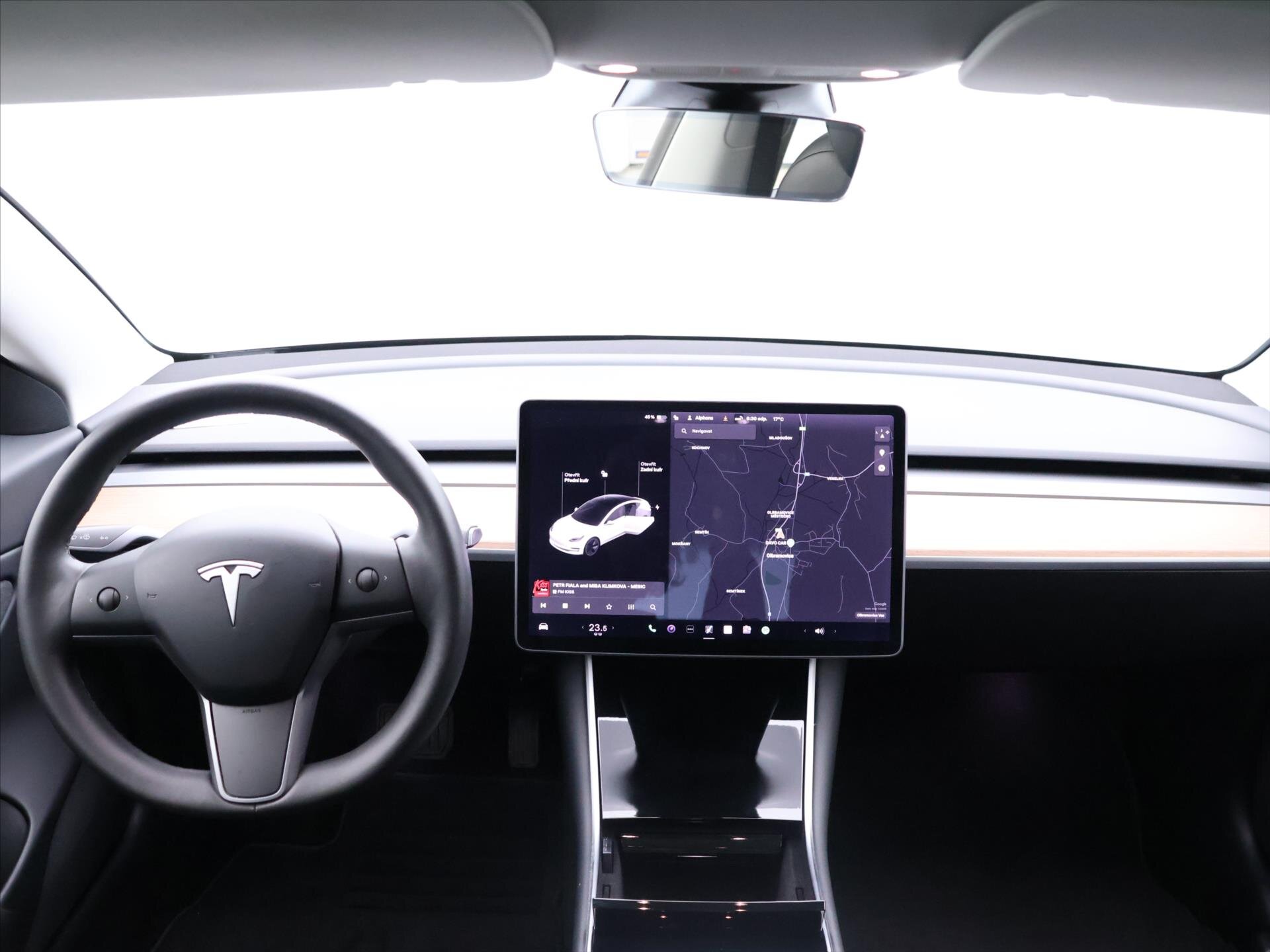 Tesla Model 3 Sedan 0,0 324 kw