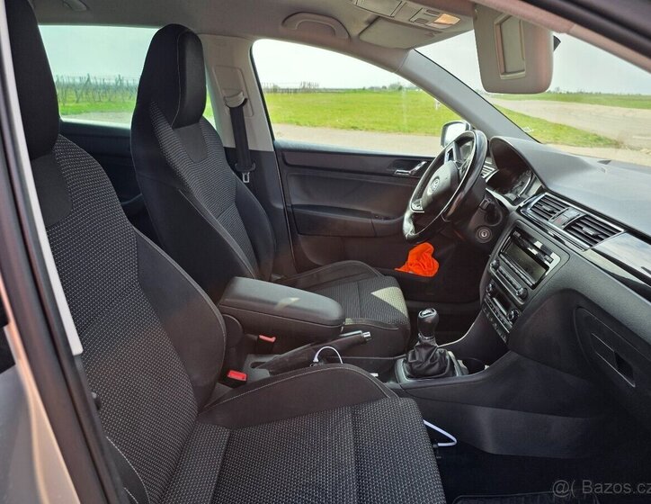 Škoda Rapid Sedan / Limuzína 0,0 77 kw