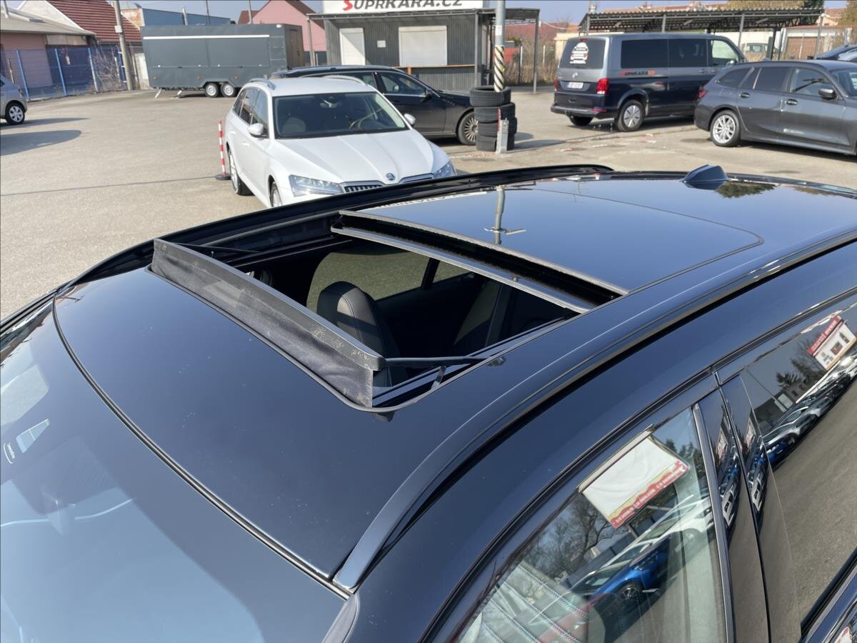 BMW Řada 3 Kombi 2,0 l 215 kw