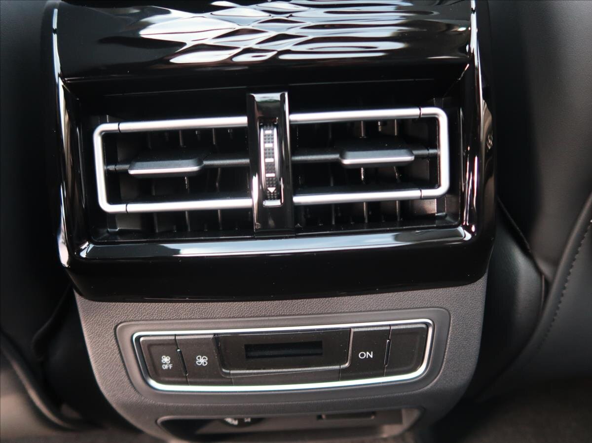 Dongfeng U-Tour MPV 1,5 l 130 kw