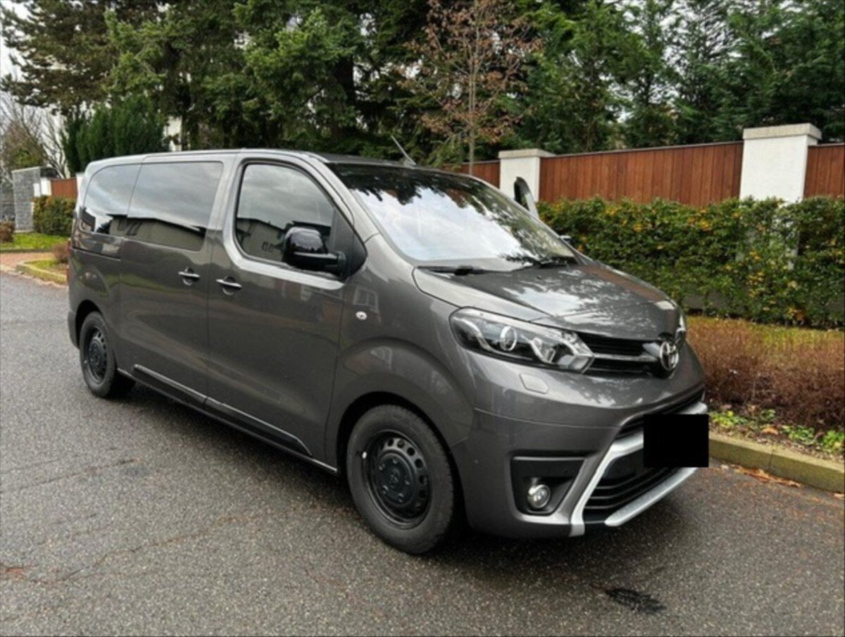 Toyota ProAce City Verso VAN-Minibus 0,0 130 kw