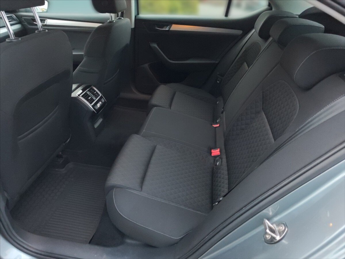 Škoda Superb Liftback 2,0 l 110 kw