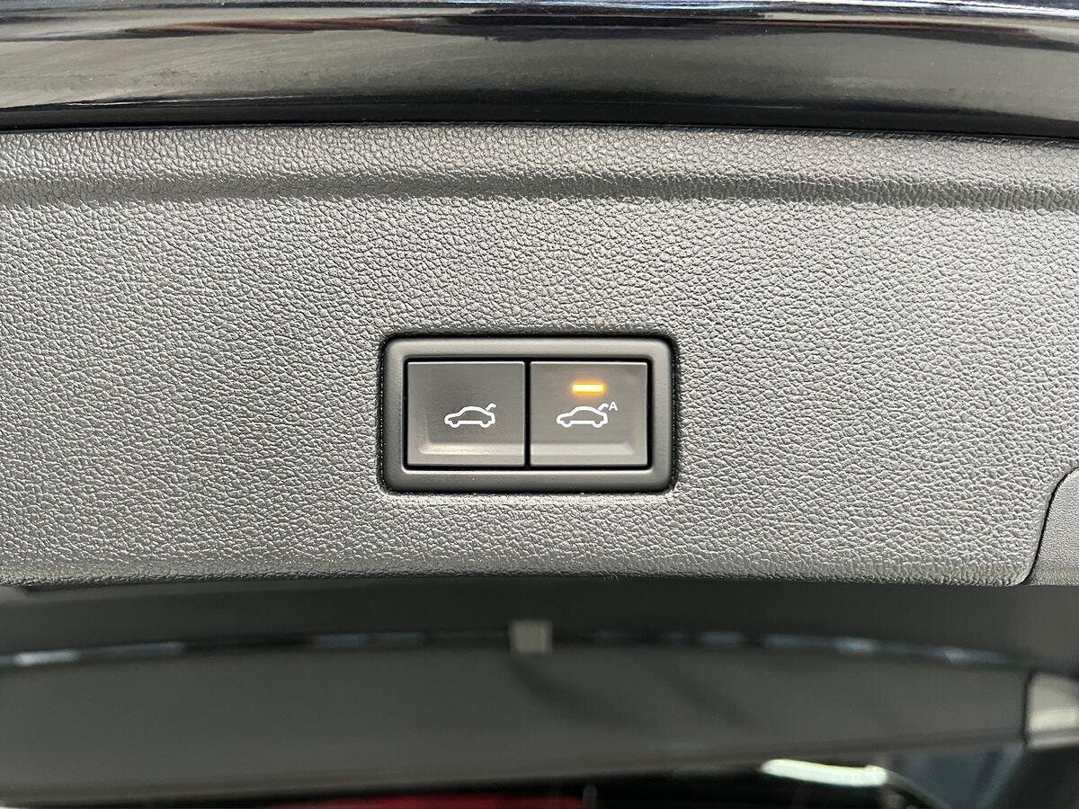 Volkswagen Touareg SUV 3,0 l 210 kw