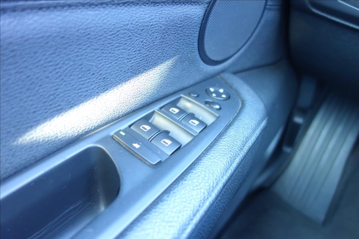 BMW X5 SUV / Terénní 3,0 l 225 kw