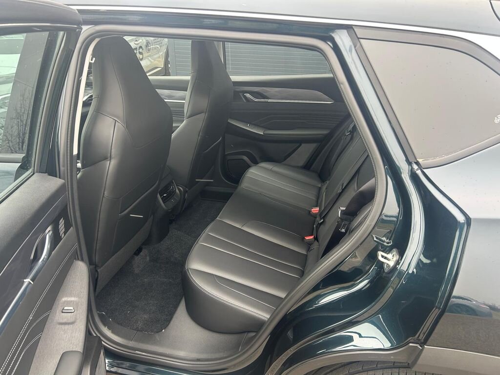 Dongfeng Ostatní SUV / Terénní 1,5 l 145 kw