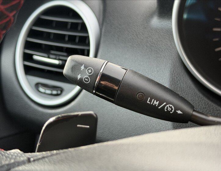 Mercedes-Benz Třídy M Kombi 3,0 l 165 kw