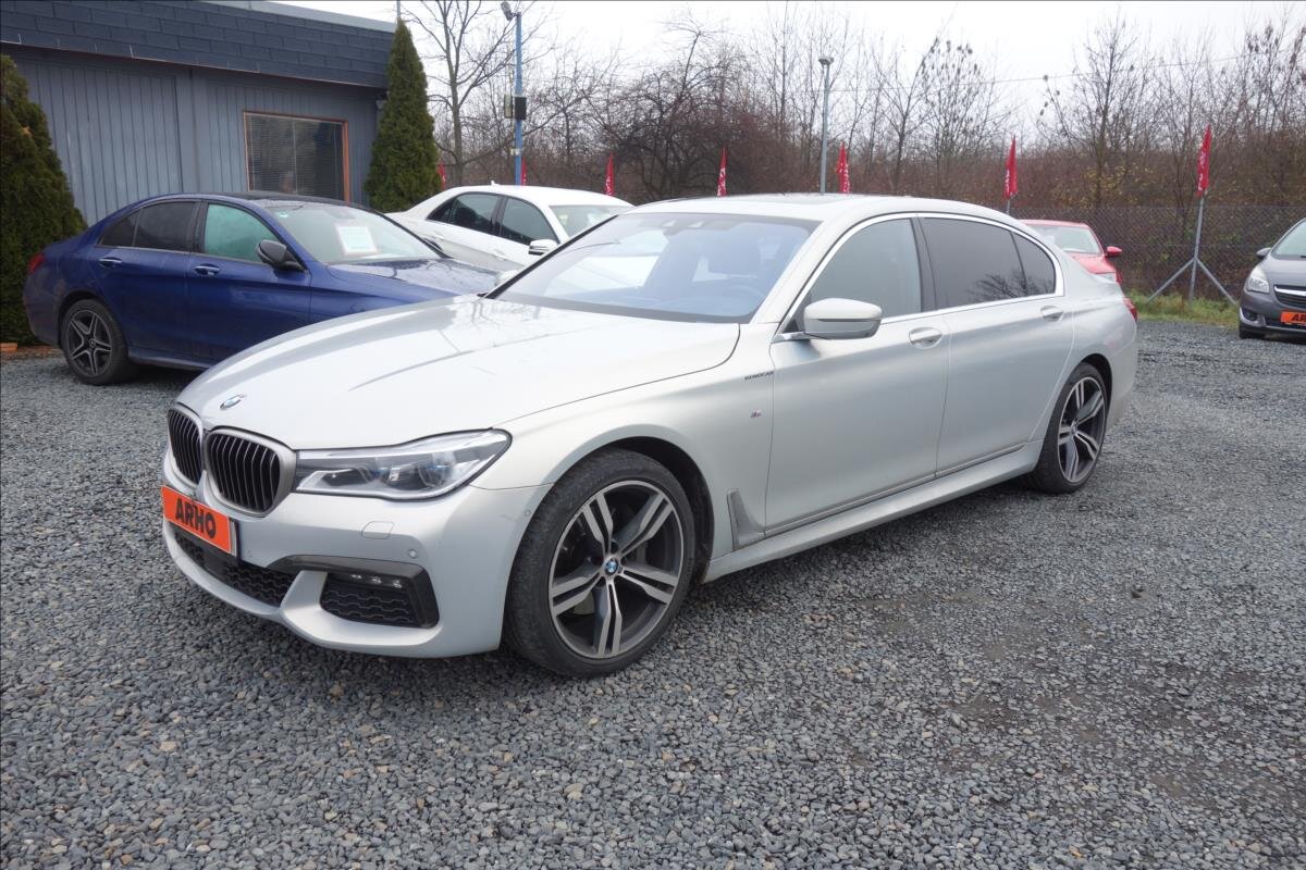 BMW Řada 7