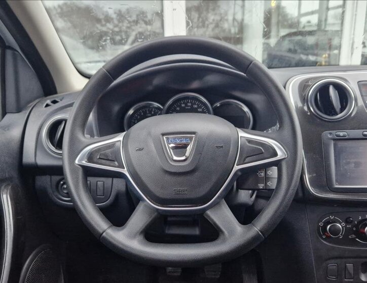 Dacia Sandero 15