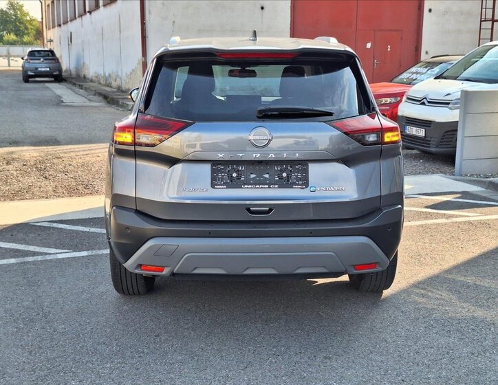 Nissan X-Trail SUV / Terénní 1,5 l 116 kw